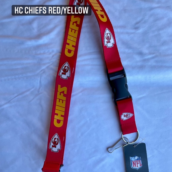 Black Friday sales!Brand New Keychain - Great Durable Material - Tags Attached - Picture 8 of 10